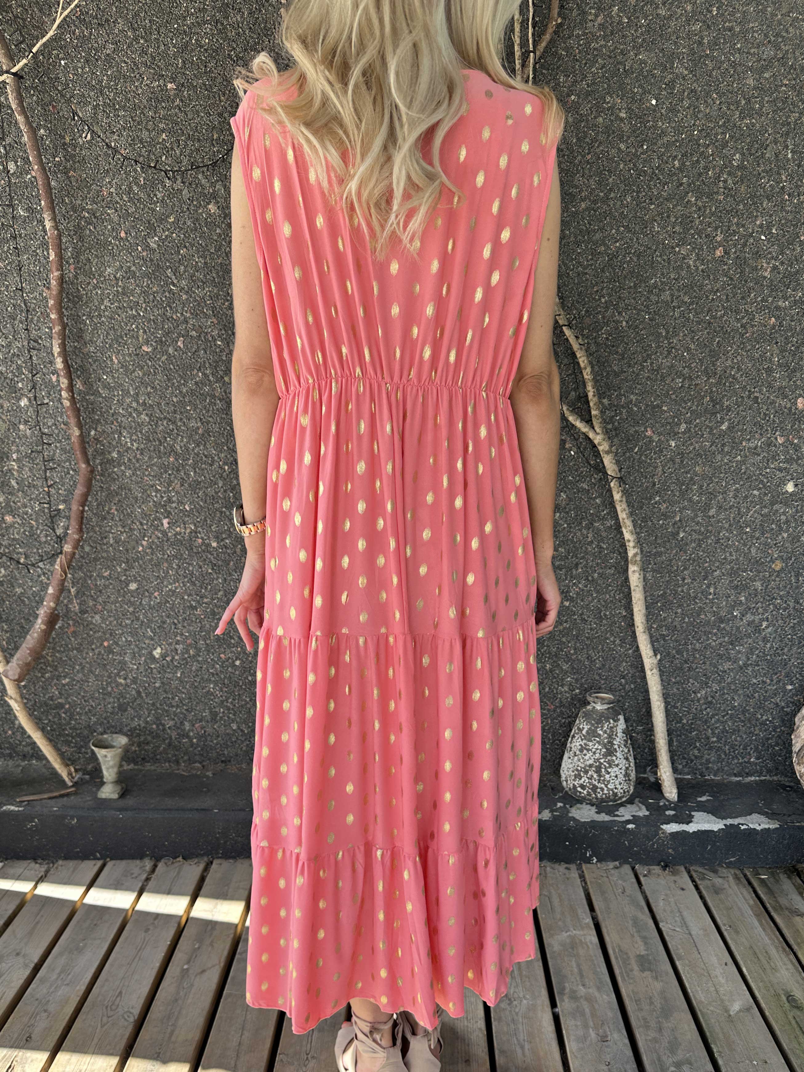 Karini Gold - Lang elastisk kjole med guld dutter